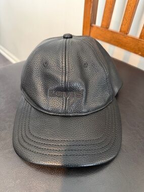 Levi’s SnapBack Faux Leather Baseball Cap